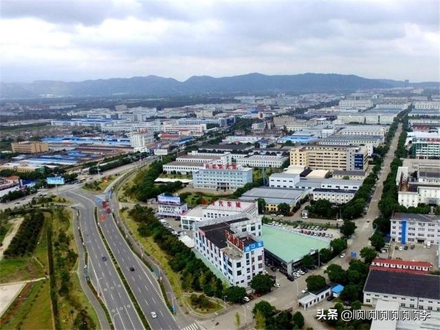 宁波市奉化中学是什么