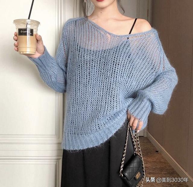 黑色紧身吊带如何搭配衣服(图12)