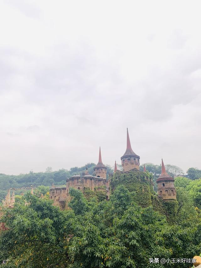 美食街街景,美食街街景作文