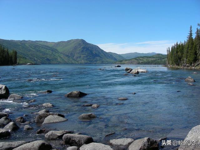 入秋新疆旅游穿搭， 新疆秋季旅游穿搭