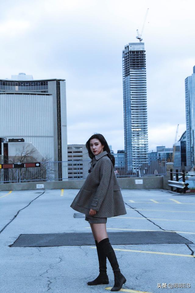 冬季过膝靴如何搭配衣服(图7)