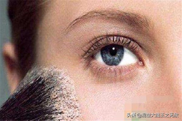 化妆有小技巧
