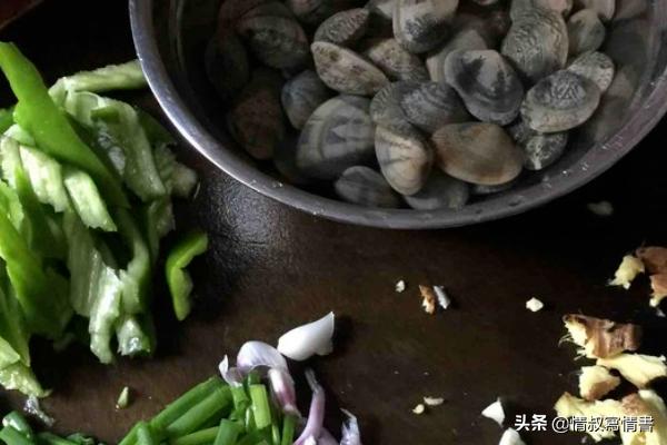 炒花甲的做法-炒花甲的做法步骤