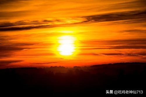 天空VS太阳《 > 》天空VS太阳