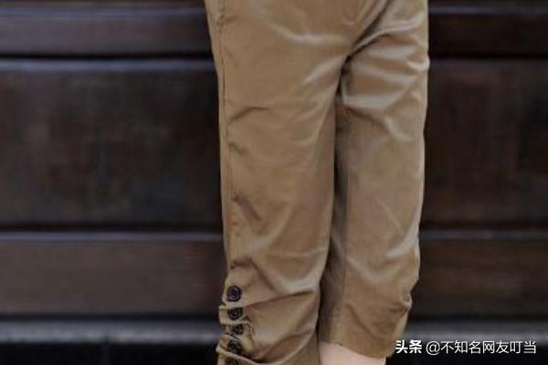 微胖女性夏天衣服穿搭（微胖女人夏天穿衣搭配技巧）(图1)