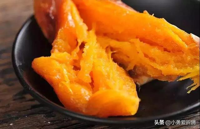 冬天没吃饭适合给女朋友买点什么吃的，冬天美食爱情句子