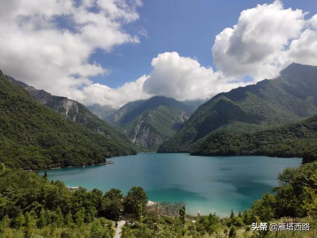 临夏东公馆简介（临夏到兰州的旅游景点？）