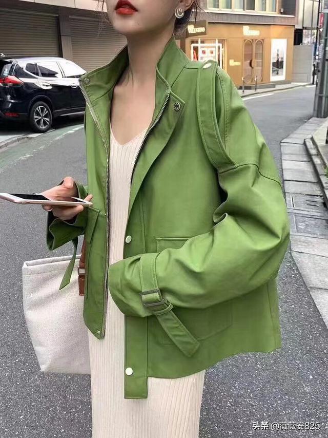 半截裙中长款怎么搭配(图2)