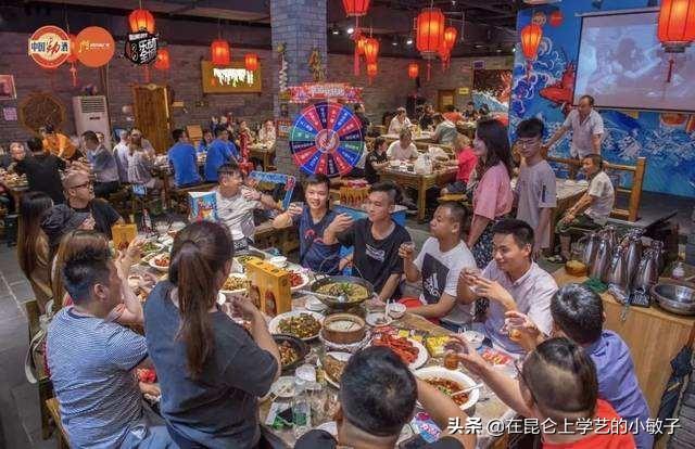 酒桌上的游戏？