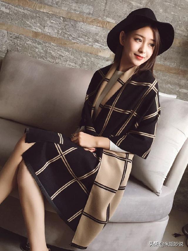 打底衫如何搭配丝巾好看(图3)