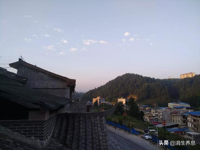 重庆暑天旅游攻略路线， 重庆暑天旅游攻略路线图
