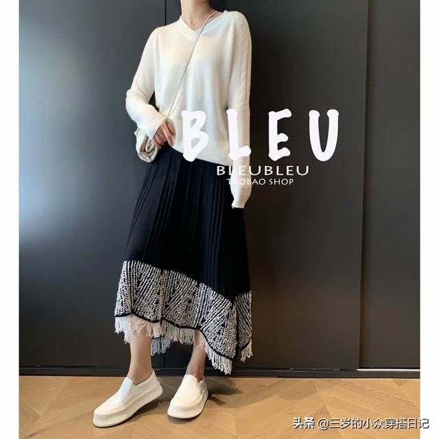 时尚白色大毛衣如何搭配(图16)