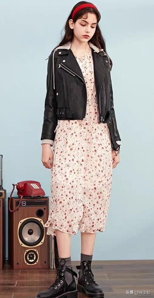 黑色小裙子如何搭配短款(图4)