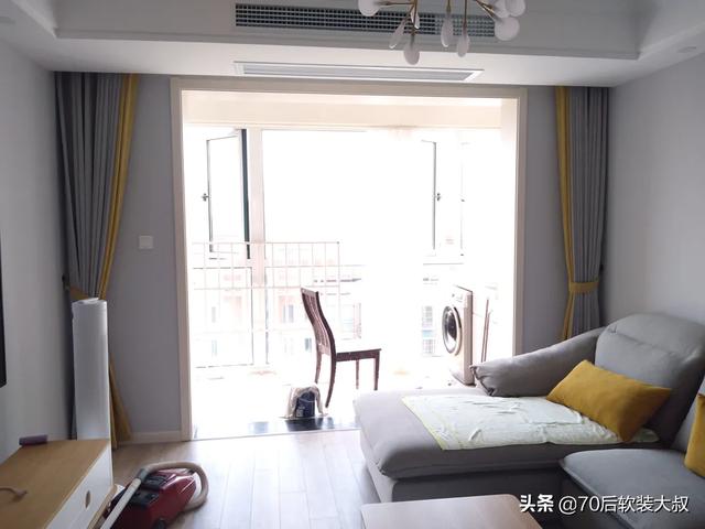 最流行窗帘垫子颜色搭配(图2)