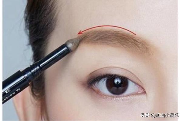 学校证件拍照化妆技巧
