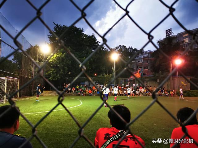初中足球教啥知识好学呢，初中足球教啥知识好学呢女生