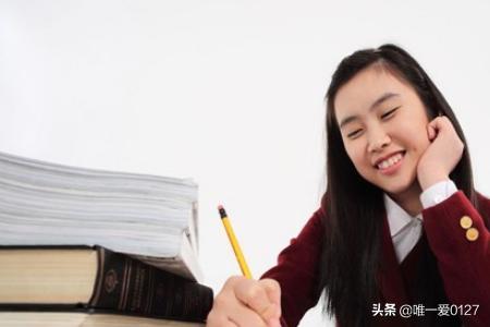 红色文化结业论文2000字_毕业论文的文献综述怎么写？