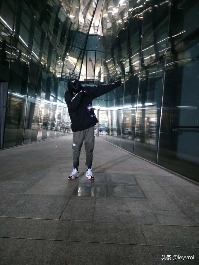 秋天的衣服如何搭配鞋子(图14)