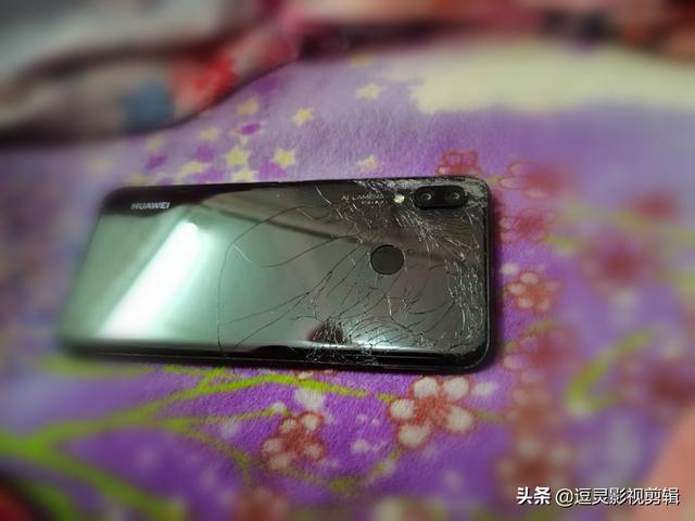 [手机怎样]手机从一米高掉下会不会有内伤？