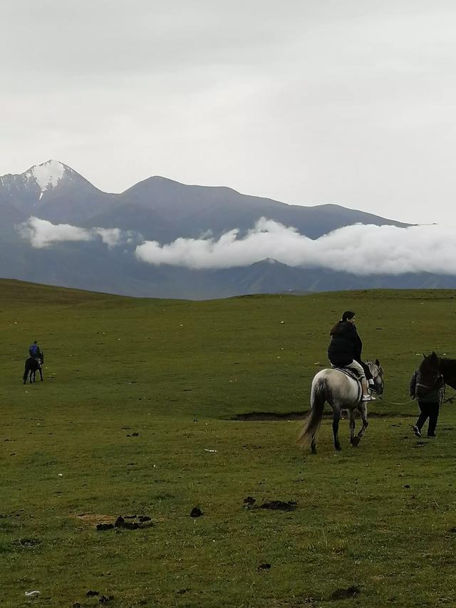 中秋新疆旅游攻略，新疆中秋节去哪里旅游