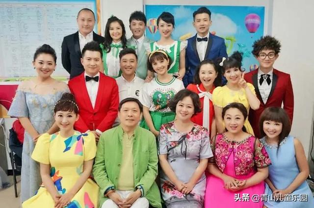 高文竹 霍静婷 郭好唯 辛思晴 水亦诗 曲直薛洛晨 陈维 杜晨曦 屠 
