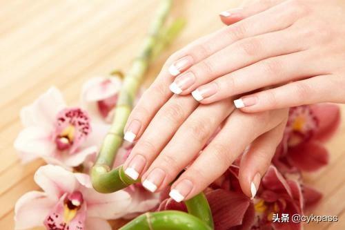 如何美手指(手指怎么美颜)