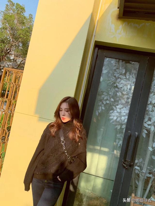 高领短袖女夏天如何搭配(图5)