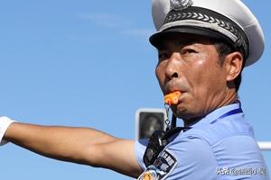 汽车肇事伤人赔偿标准是多少 汽车撞了电动车人受伤了,怎么赔偿？