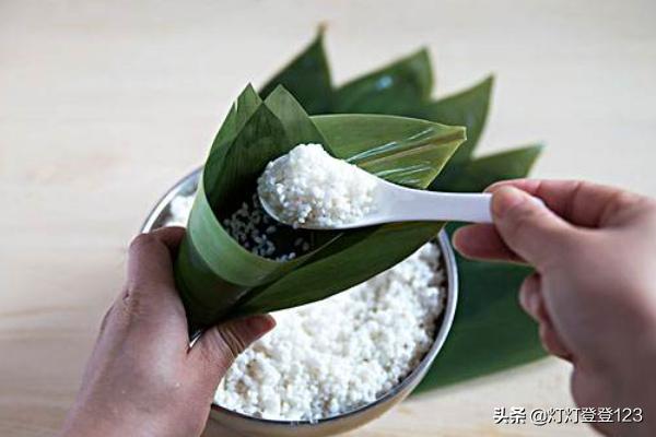 西米粽子的做法-西米粽子的做法和包法的正确煮法