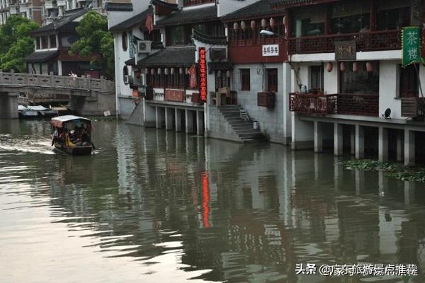 在上海和全家一日旅游适合的景点有哪些