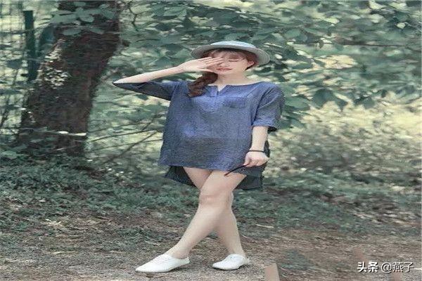 白鞋怎么搭配衣服图片(图2)