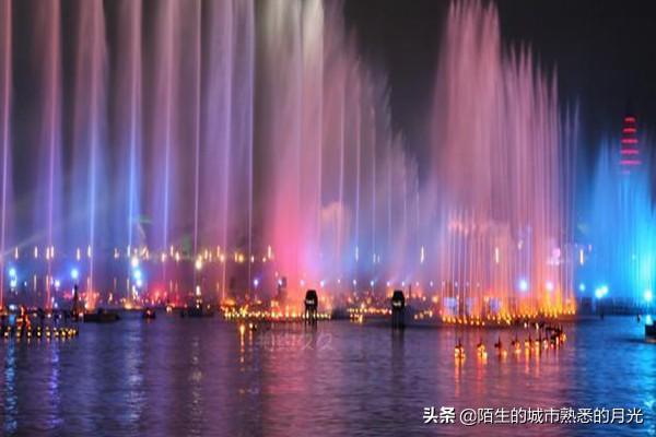 金鸡湖音乐喷泉（金鸡湖音乐喷泉文案）