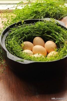 3月3荠菜煮鸡蛋(三月初三用地菜煮鸡蛋吃有什么好处？)