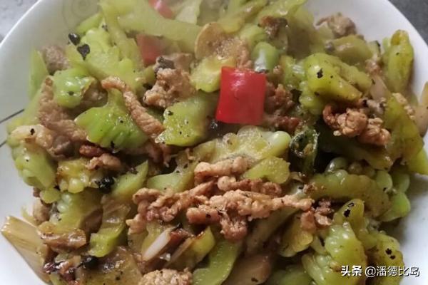 苦瓜炒肉丝怎么做,第8张