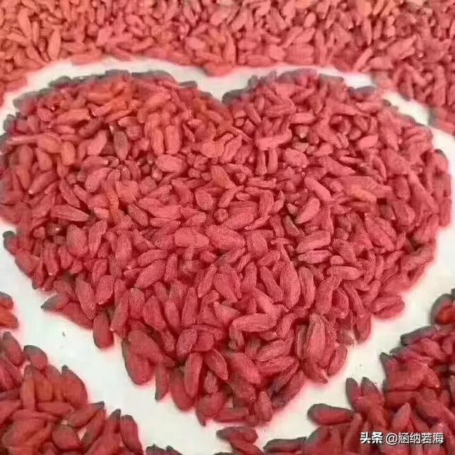 桃之夭夭灼灼其华翻译（桃之夭夭灼灼其华意思暗喻）