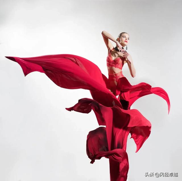 舞蹈视频简单易学（30秒舞蹈视频简单易学）