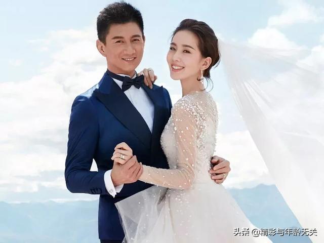最流行婚纱颜色搭配图片