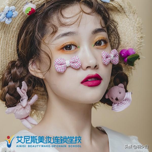 天津化妆技巧培训推荐
