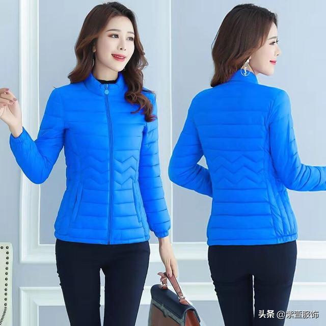 40岁女人穿什么衣服好看(图16)