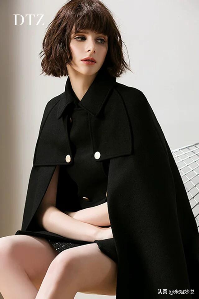 黑色风衣礼服式如何搭配