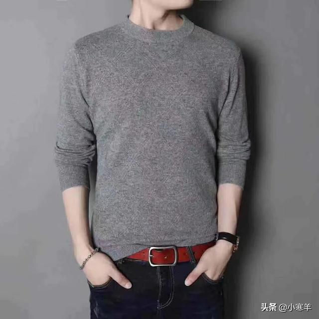 胖子穿卡通毛衣如何搭配(图4)