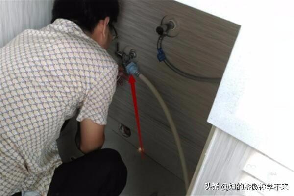 海尔滚筒洗衣机安装方法，滚筒洗衣机安装方法视频