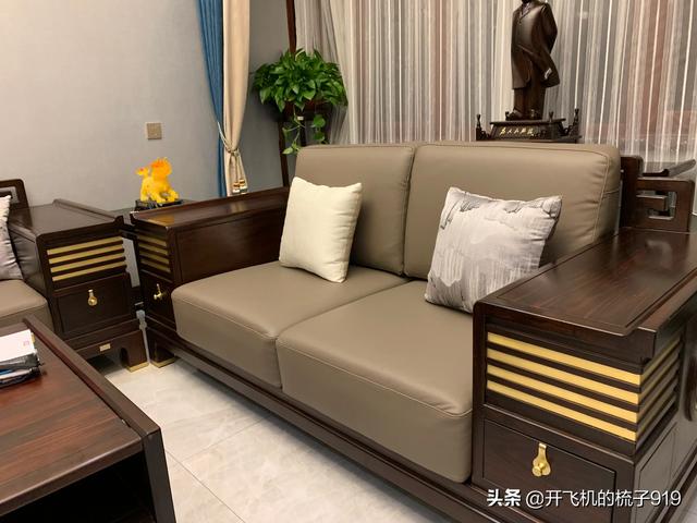 装修如何选家具颜色搭配(图48)
