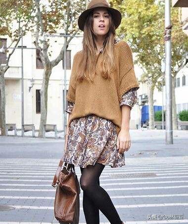 上衣宽松大毛衣如何搭配(图9)