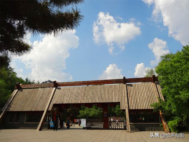 济南市里公园哪个好玩儿