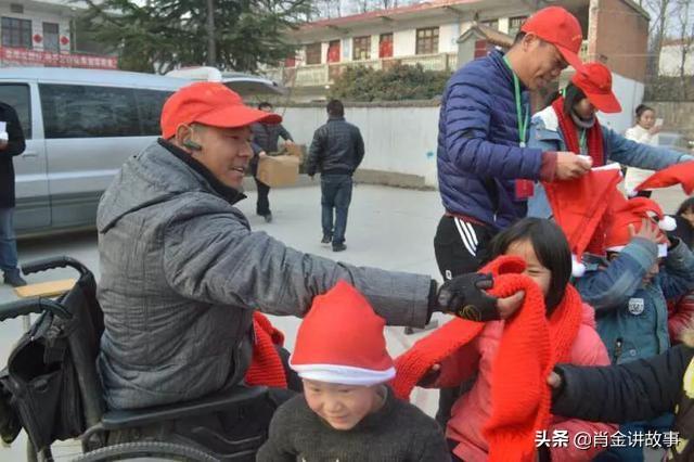 小学生感恩教育小故事（小学生感恩小故事演讲）