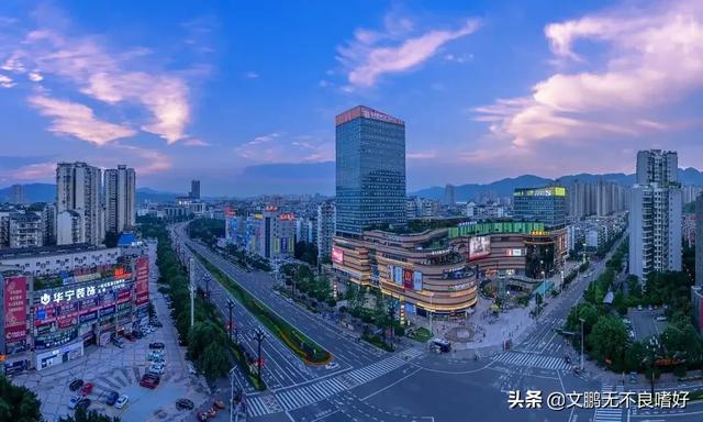 武汉经济圈(长江经济带哪个城市最有前途？)