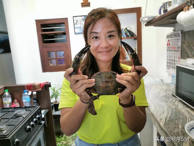 拍照好看的中年女性照片(图46)