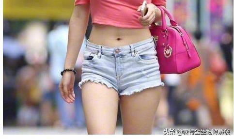 短裤应该如何搭配衣服女(图2)