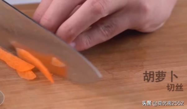 美食哈尔滨锅包肉的做法（哈尔滨锅包肉调汁比例？）